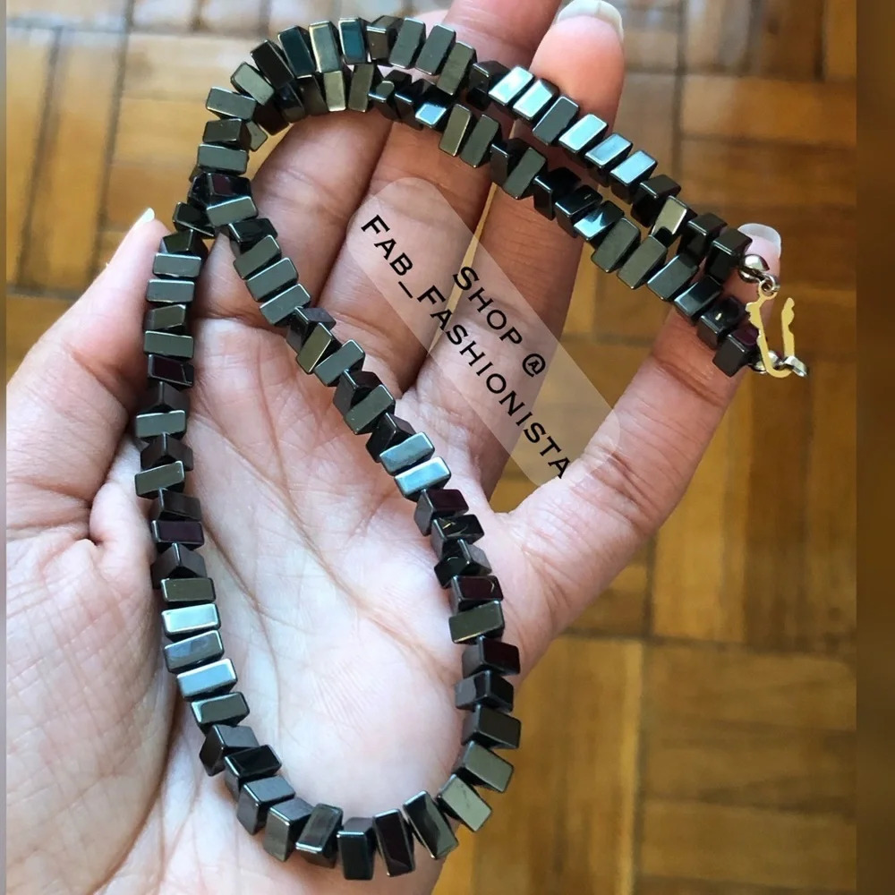 Chunky stone necklace